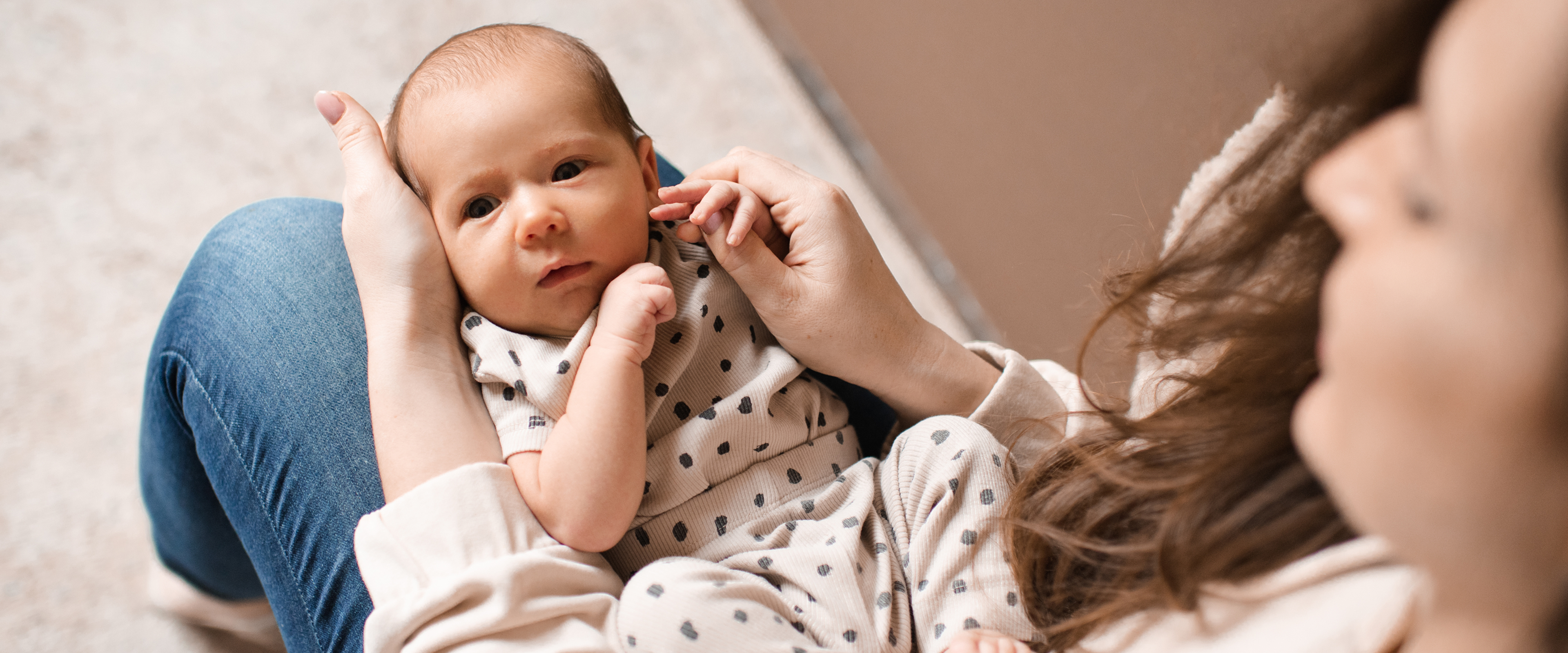 Newborn Essentials You’ll Actually Use (From Home to On-the-Go)